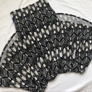 Lularoe EUC XS Cream/Black Slinky Maxi